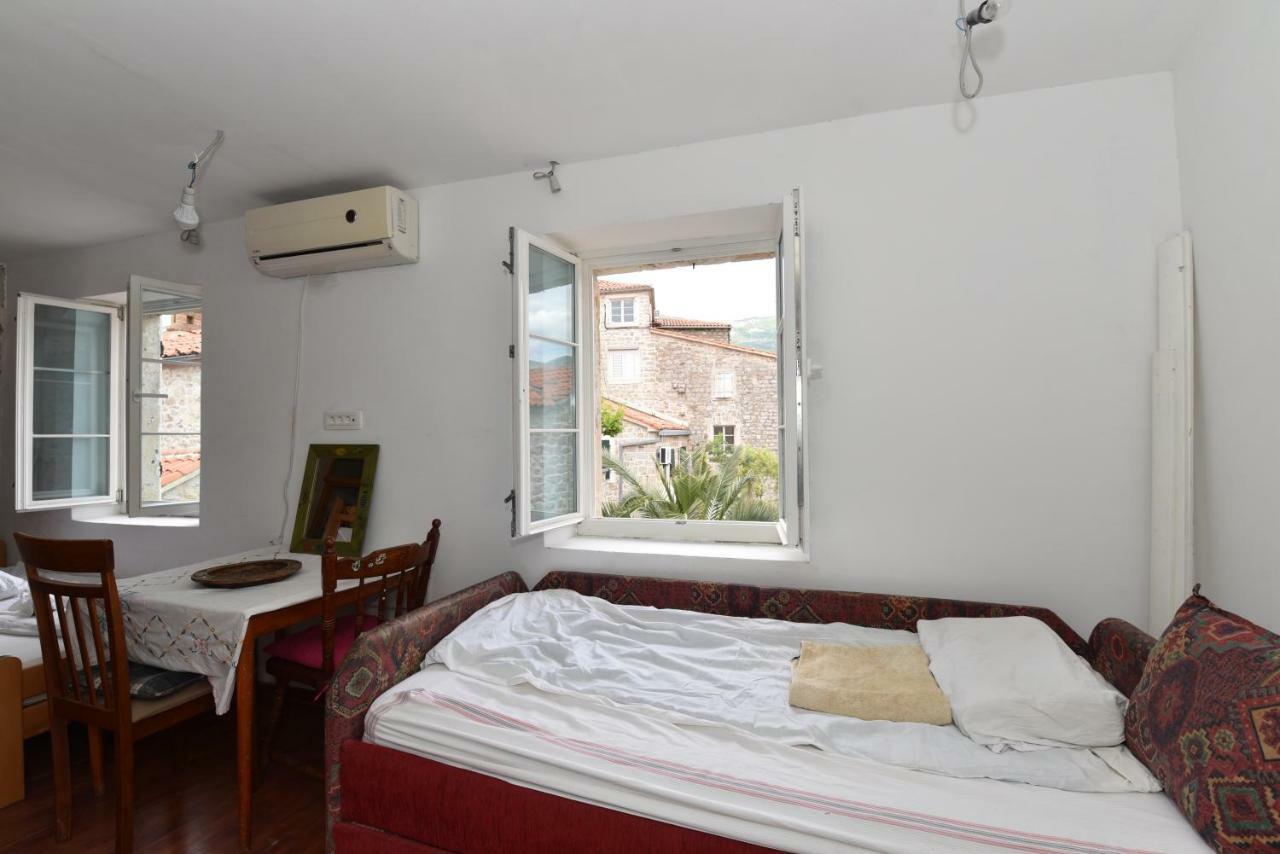 Hostel Michel Budva Exterior photo