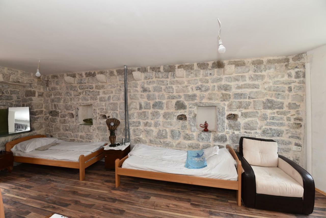 Hostel Michel Budva Exterior photo